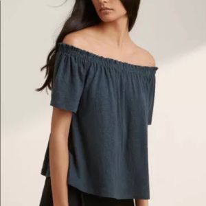Aritzia Top